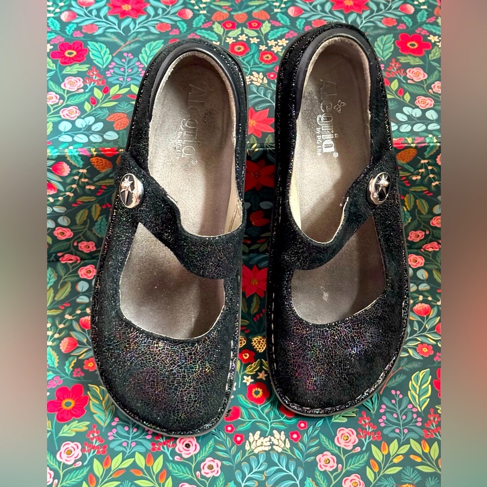 Mary Jane clogs
